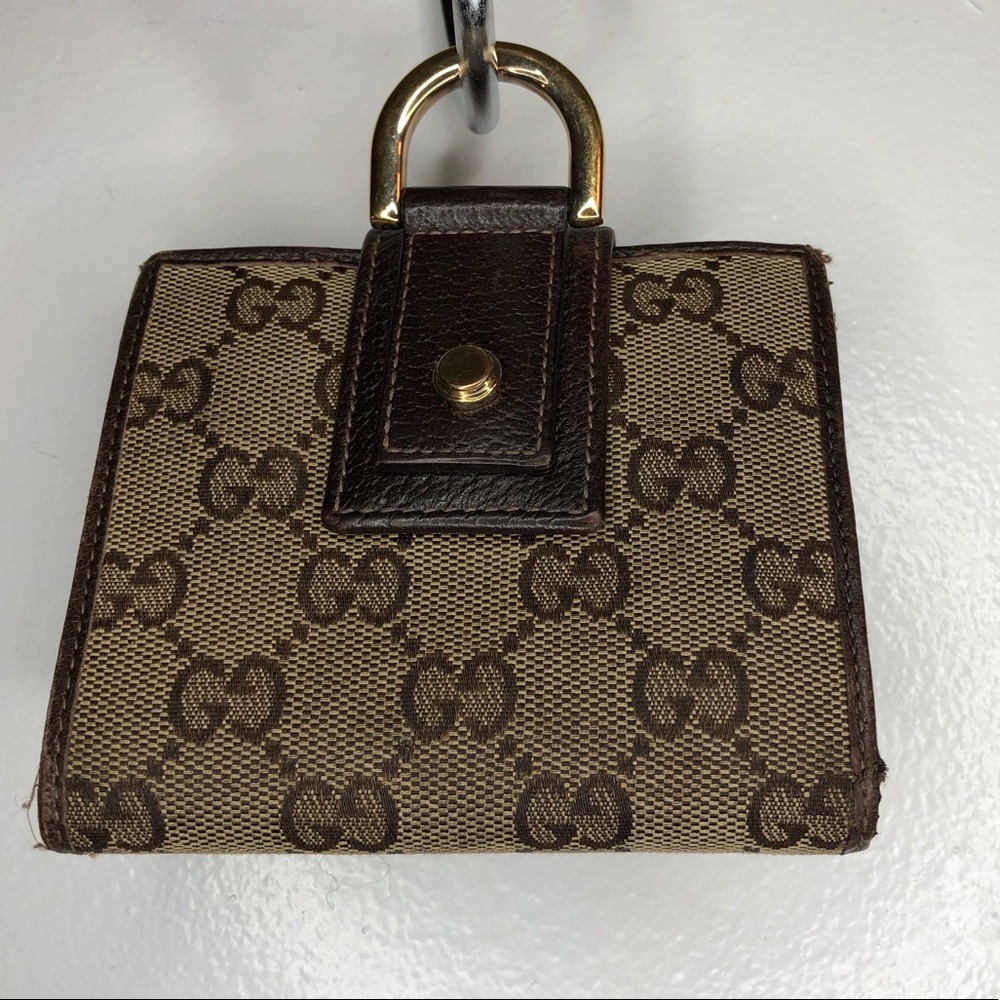 Vintage woman’s Gucci Wallet